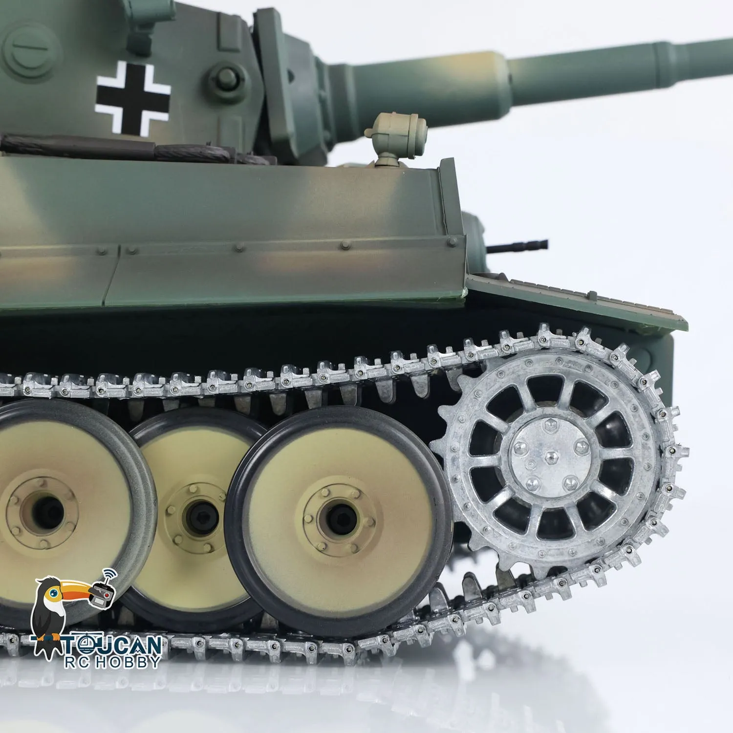 1:16 Henglong 7.0 German Tiger I RTR RC Tank 3818 S33 Metal Tracks Wheel Gearbox BB Shooting Infrared Battle Smoking 340 Rotating Turret