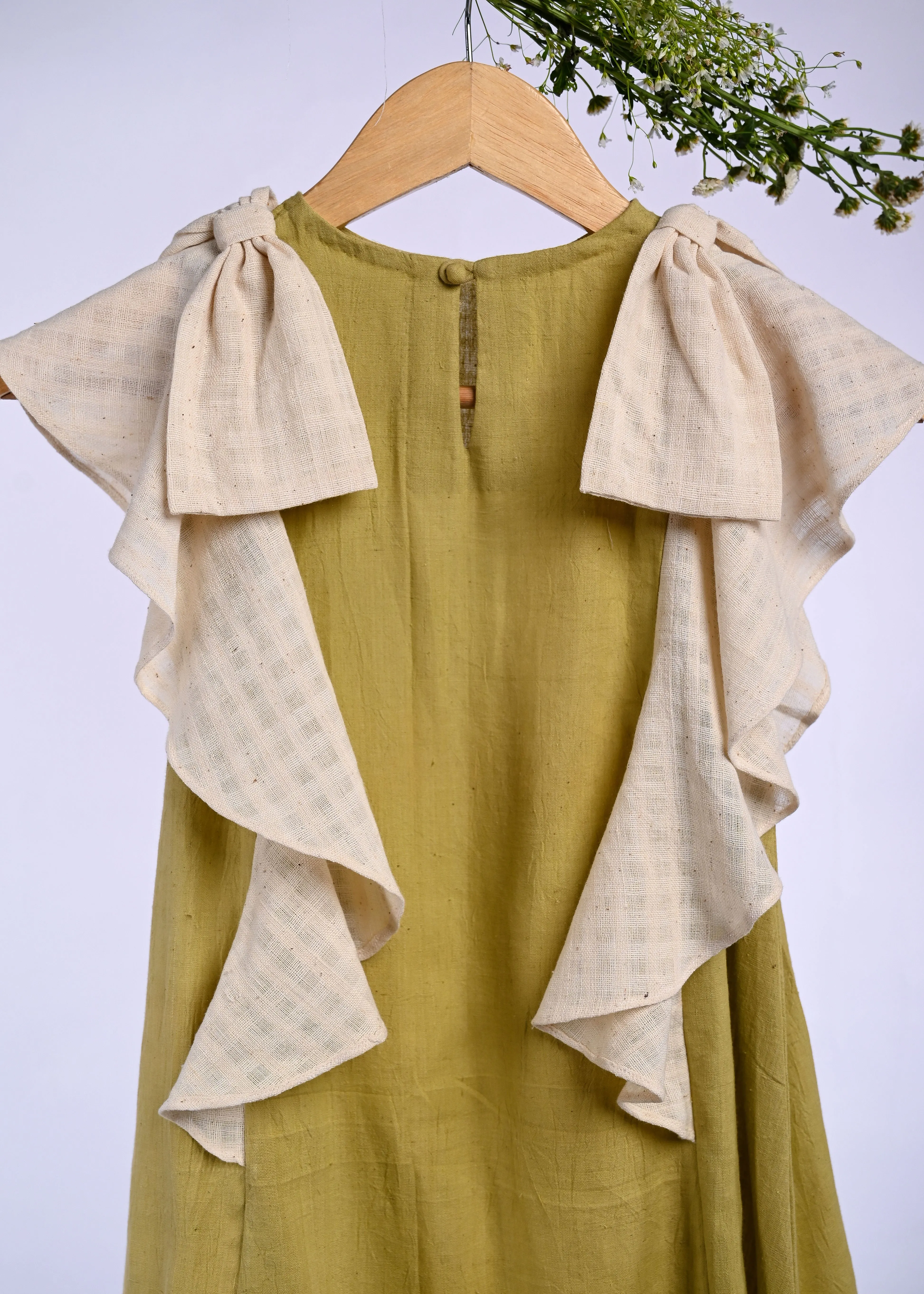 bow dress