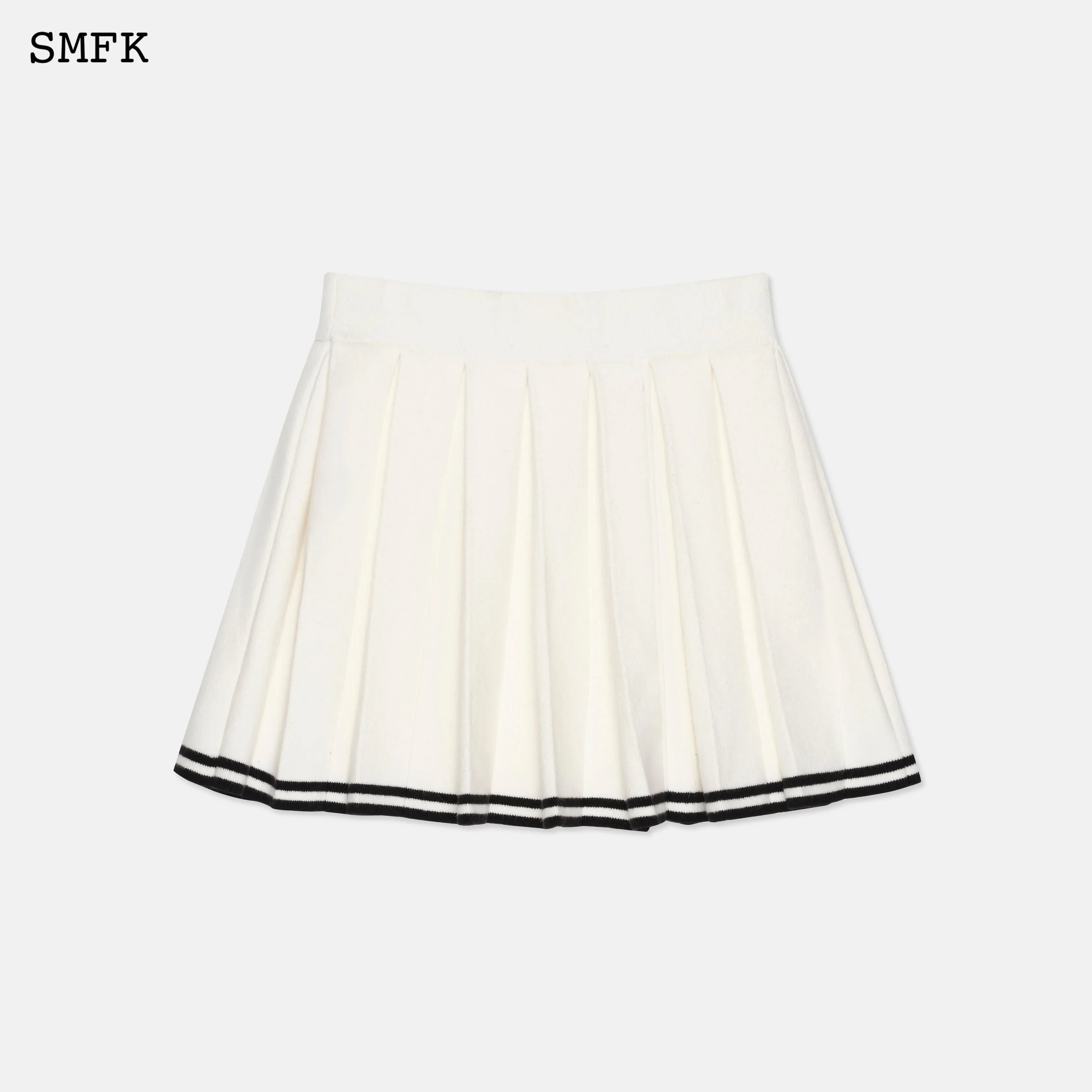 Compass Academy White Cashmere Pleated Skirt