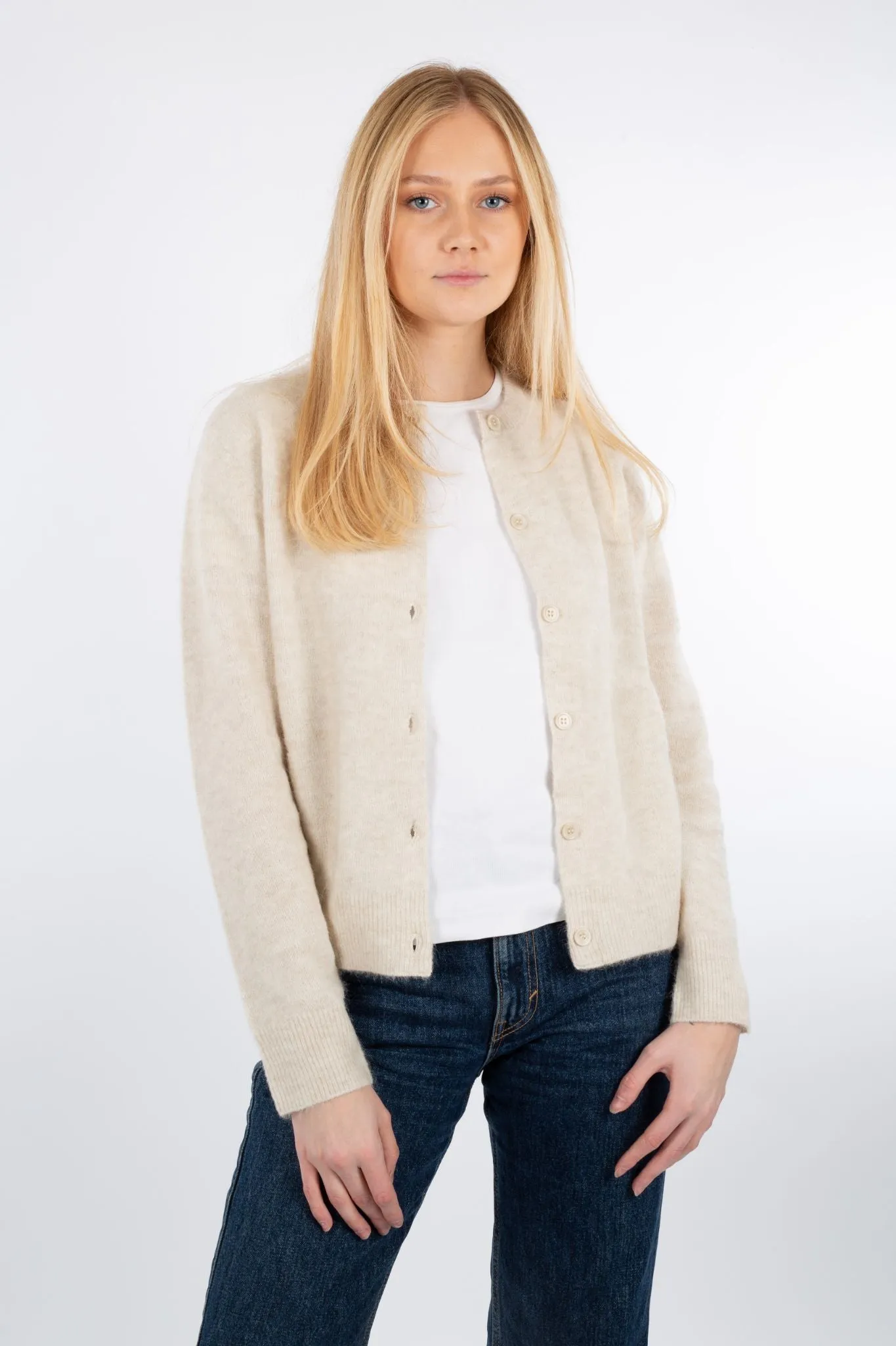 Nor Short Cardigan - Eggnog Mel.