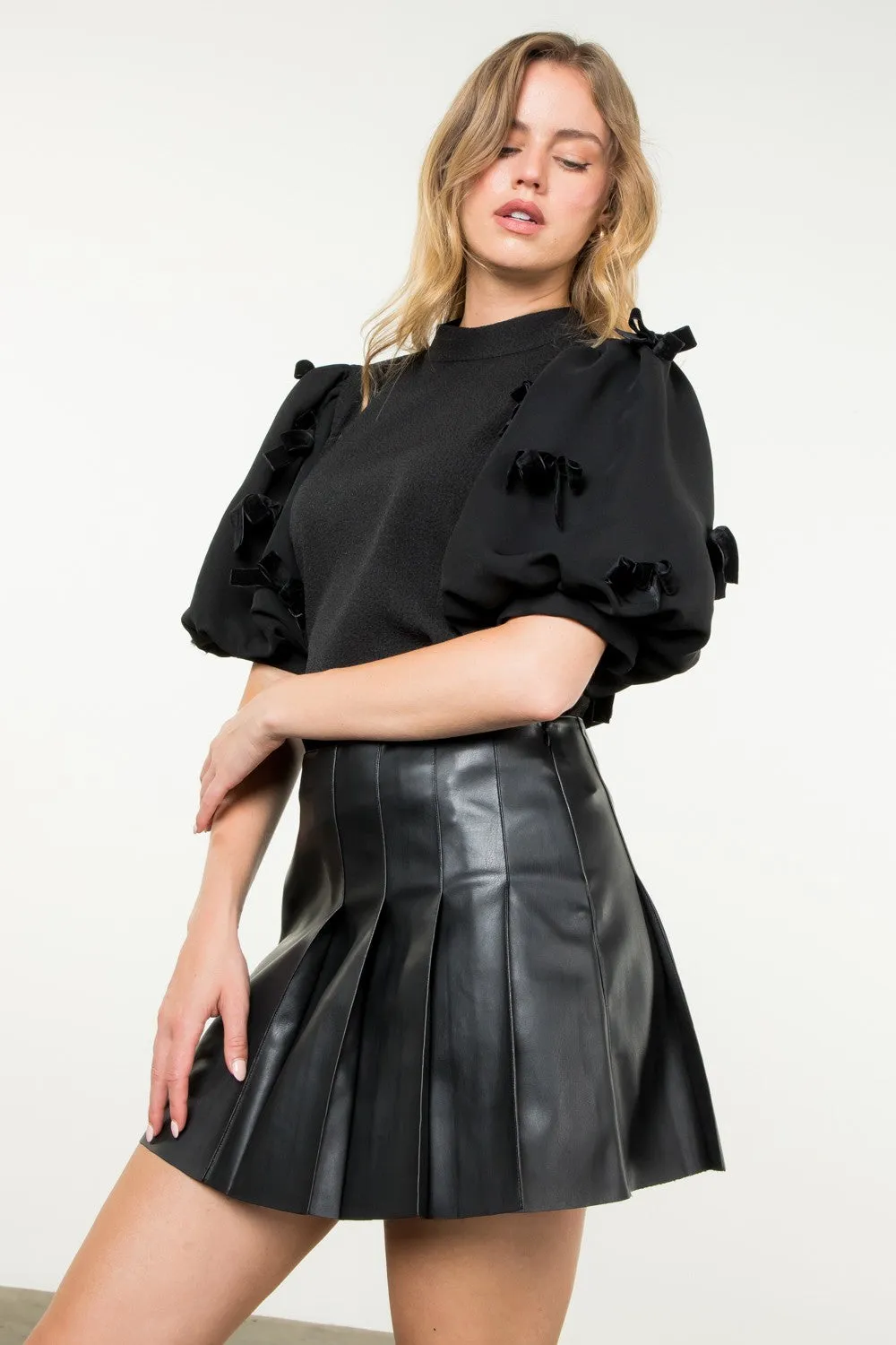 PLEATED SKIRT
