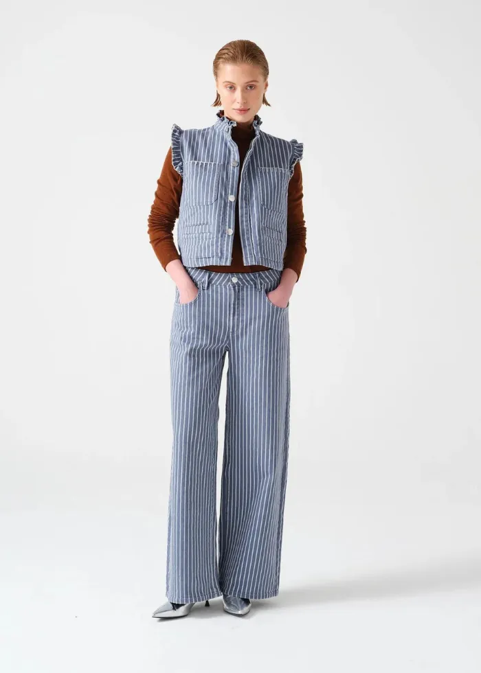 Seventy   Mochi Gracie Jean in Washed Denim Wide Stripe