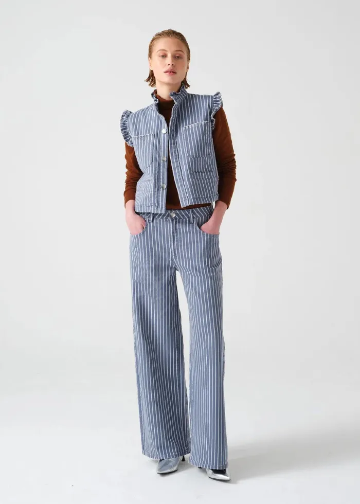 Seventy   Mochi Gracie Jean in Washed Denim Wide Stripe
